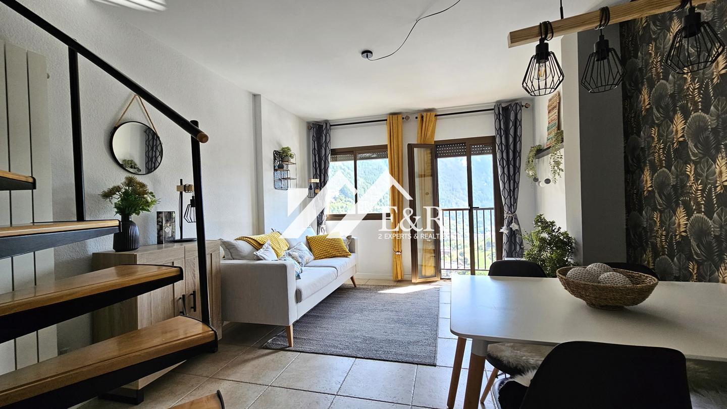 Magnífic Triplex a la zona residencial de Vila 14