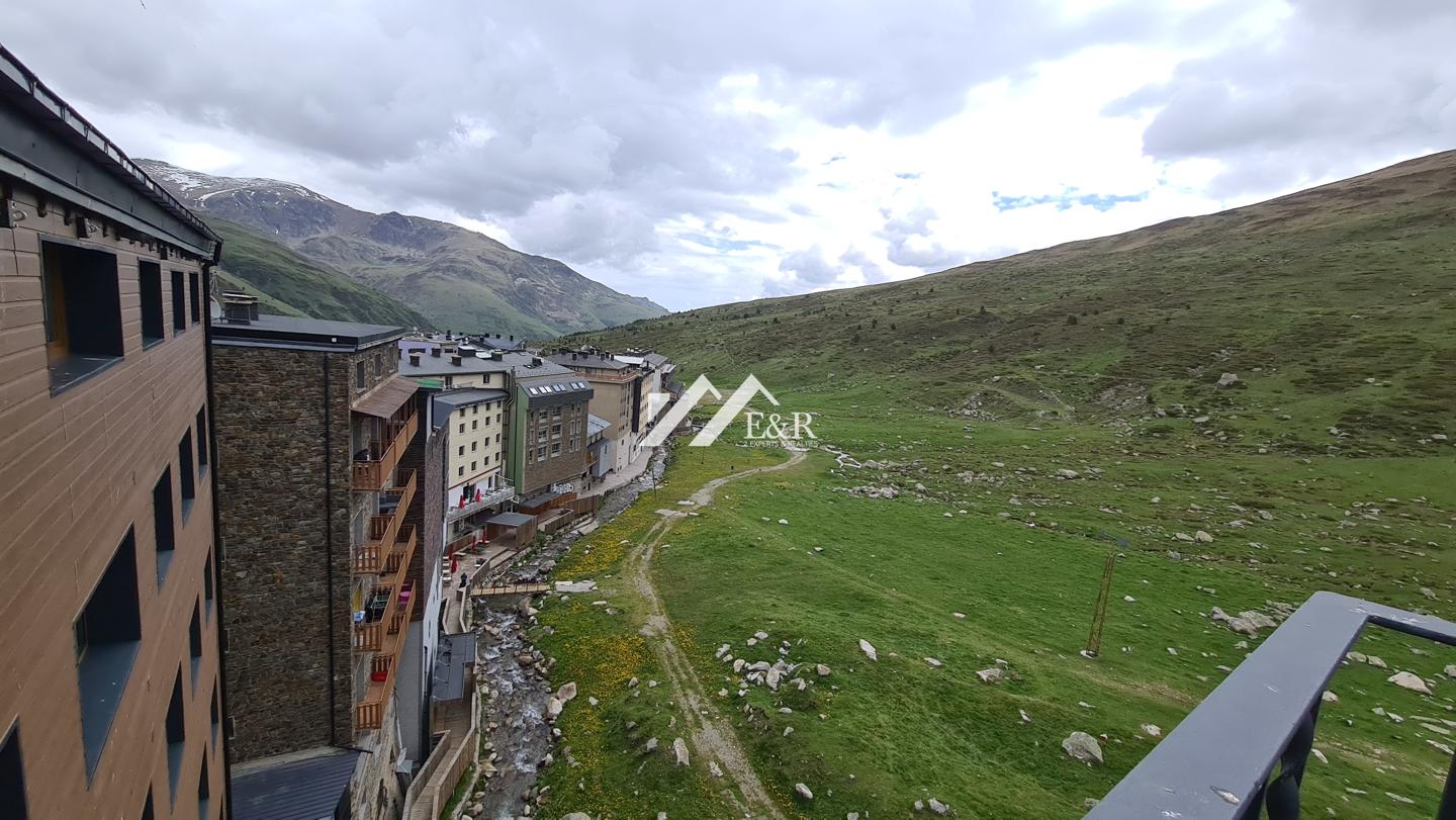 Exclusiu Àtic a peu de pistes 25